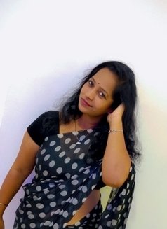 Independent South Indian - escort in Abu Dhabi Photo 1 of 5
