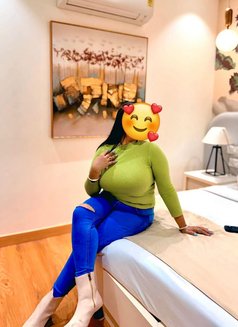 Independent Women - escort in New Delhi Photo 7 of 15