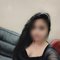 Independent Yamini F Buddy - puta in Hyderabad Photo 2 of 4