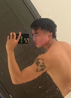 Independent Young Pinoy flexible - Male escort in Dubai Photo 4 of 14