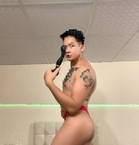 Independent &Young Pinoy flexible - Male escort in Dubai