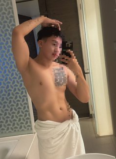 Independent &Young Pinoy flexible - Acompañantes masculino in Dubai Photo 13 of 13