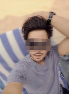 Independently Ek@nsh (☘️) - Acompañantes masculino in Bangalore Photo 10 of 10