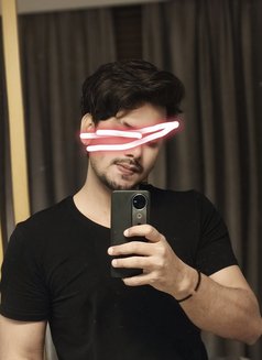 Ekans independent - Intérprete masculino de adultos in Bangalore Photo 12 of 12