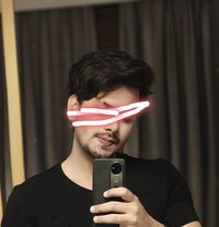 ☘️IndependentLy Ekans, - Acompañantes masculino in Bangalore Photo 12 of 12
