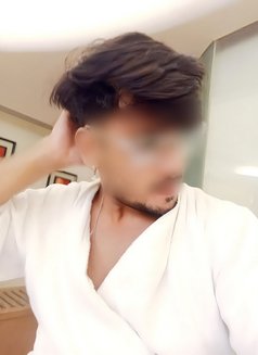 INDEPENDENTLY PLEASURE MASSAGE EXPERT ☘️ - Male escort in Bangalore Photo 9 of 10