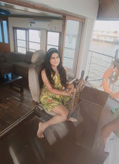 Indhu Baby Doll - Acompañantes transexual in Chennai Photo 1 of 3