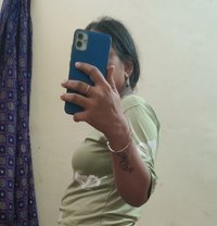 Indian and Russian Escort in Gurgaon Esc - Agencia de putas in Gurgaon
