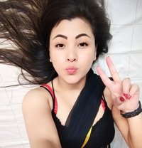 Indian Bhabhi in Sharjah - puta in Sharjah Photo 1 of 4