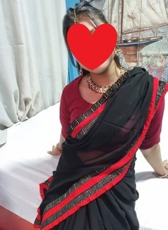 Indian Bhabhi Real - puta in Ajmān Photo 5 of 10