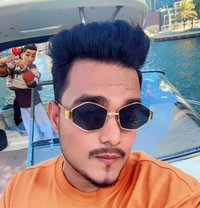 Indian Boy (100% Satisfaction) - Male escort in Dubai