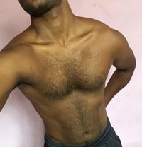 Indian Boy 29 Available for Service - Acompañantes masculino in Dubai