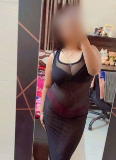 INDIAN Busty big boobs(First time) - escort in Singapore Photo 8 of 9