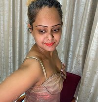 Indian Desi Girl Tina - escort in Dubai