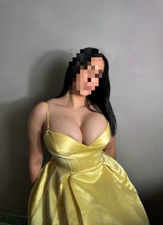 Indian Escorts Girl Ajman ⁰⁵⁶²¹⁵²¹³⁵ - puta in Ajmān Photo 7 of 7