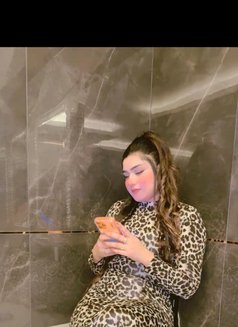 100%real photo indian fitness freak - puta in Dubai Photo 7 of 11