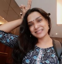 Indian Girl With Sugar Lips - puta in Nottingham