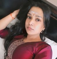 Indian girl with sugar lips - escort in Kuala Lumpur