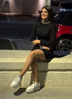 Indian highClass Escort 100%real Photo - puta in Dubai Photo 8 of 9