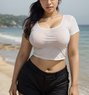 Indian Hot and Preety Girl With 4* Room - puta in Colombo Photo 1 of 4