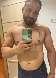 Indian Hulk - Acompañantes masculino in Bangkok Photo 5 of 8