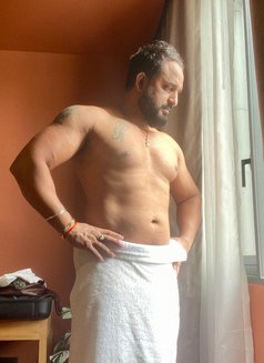 Indian Hulk - Acompañantes masculino in Bangkok Photo 6 of 8