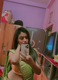INDIAN MILF & BUSTY MONIKA - Agencia de putas in Jaipur Photo 1 of 6
