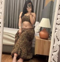 INDIAN MILF & BUSTY MONIKA - escort agency in Jaipur Photo 3 of 4