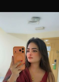 indian model 100% real photos GFE - escort in Dubai Photo 11 of 12