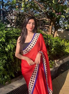 Indian Model Diksha - escort in Dubai Photo 4 of 5