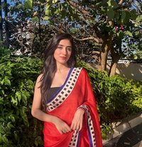 Indian Model Diksha - puta in Dubai