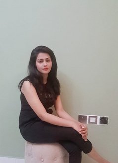Indian Model Natasha - puta in Dubai Photo 1 of 4