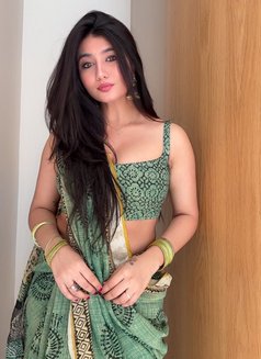 Indian Model Queen "Komal" - escort in Dubai Photo 4 of 4