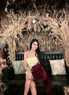 Indian Model Shanaya - escort in Dubai Photo 2 of 3