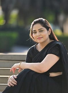 Indian Nutural Beautyy - escort in Dubai Photo 4 of 5