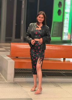 Indian escort anal rimming Cim Cof Gfe - puta in Dubai Photo 7 of 9