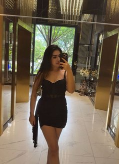 Indian Russian Airhostess College Girls - puta in Pune Photo 3 of 3