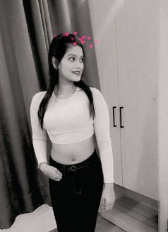 Hot Indian and Russian Gurgaon - puta in Gurgaon Photo 5 of 5