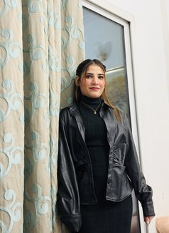 Indian Shanya gfe Anal 100% Real Profile - puta in Dubai Photo 1 of 2