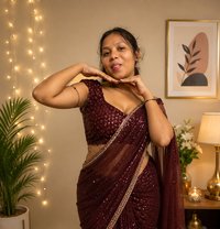 Indianqueen - escort in Kochi