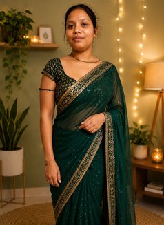 Indianqueen - escort in Kochi Photo 2 of 7