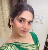 Indipendent alone nirusha - puta in Hyderabad Photo 2 of 2