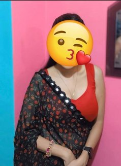 Indipendent🧿Sona🫶 Realmeet & Cam - puta in New Delhi Photo 4 of 5