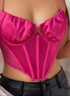 Indira - escort in Singapore Photo 6 of 6