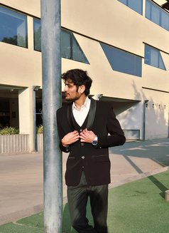 Individual Escort (Violent) - Male escort in Ahmedabad Photo 4 of 4