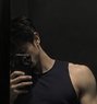 Individual Male Escorts for Female,Amit - Acompañantes masculino in New Delhi Photo 1 of 6