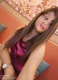 Individual only live cam & sex chat - puta in New Delhi Photo 5 of 7