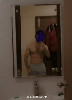 Individual Sam - masseur in Gurgaon Photo 3 of 6