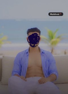 Individual Sam - masseur in Noida Photo 1 of 2