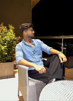 Individual BOY for Female and Couples - Male escort in Noida Photo 4 of 5